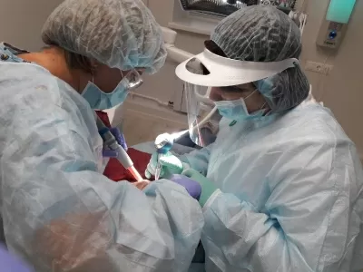 «Кристалл Дент»