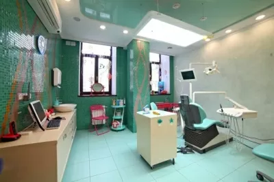 Скульптура Чарли