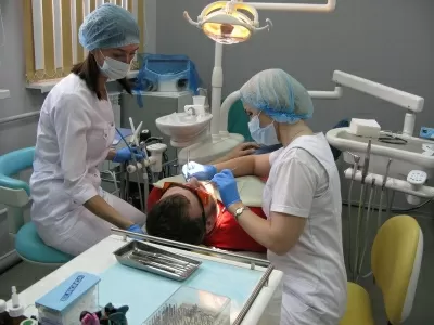 Дентал клиник