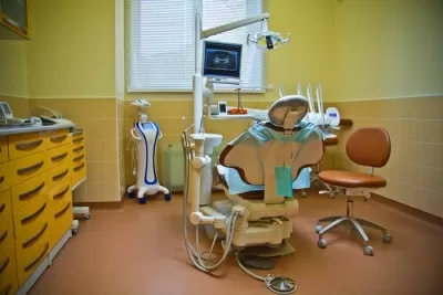 Премьер Дент