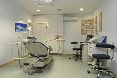 Премьер Дент