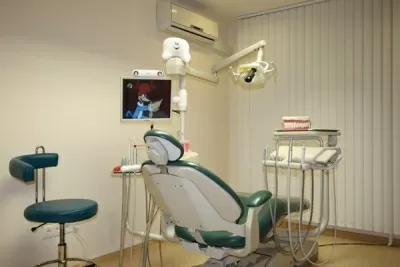 Премьер Дент