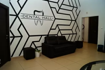 Стоматологическая клиника Dental Hall