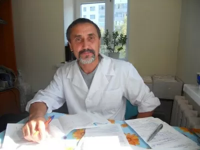 Дантист-Имплантолог