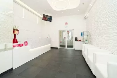 Семейная стоматологическая клиника на улице Аношкина, 10