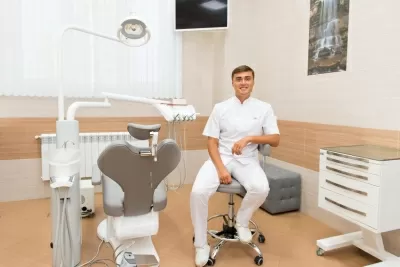 Семейная стоматологическая клиника на улице Аношкина, 10