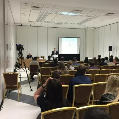 Центр Пластэс