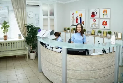 Семейная стоматология на улице Серова