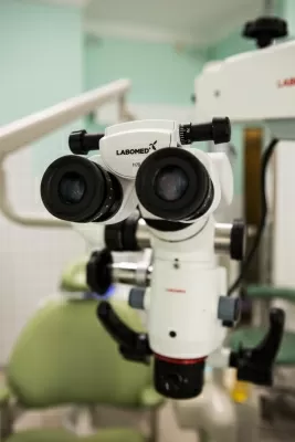 Семейная стоматология на улице Серова