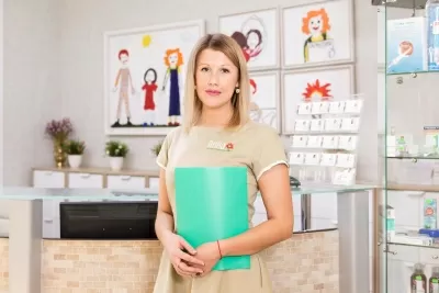 Семейная стоматология на улице Серова