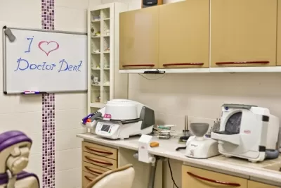 Доктор Дент