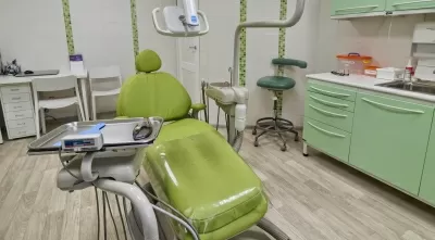 Доктор Дент