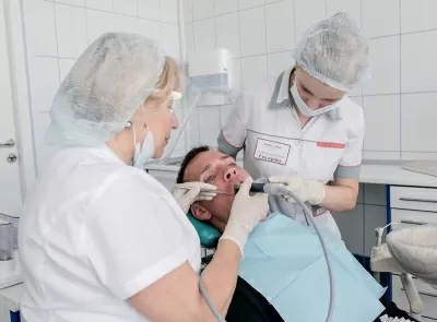 Делюкс Дент