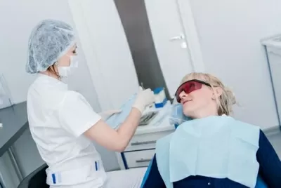 Делюкс Дент