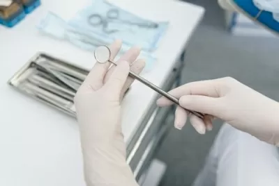 Делюкс Дент