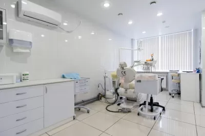 Стоматологический центр на Ленинградской