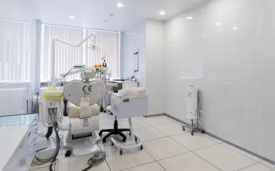 Стоматологический центр на Ленинградской