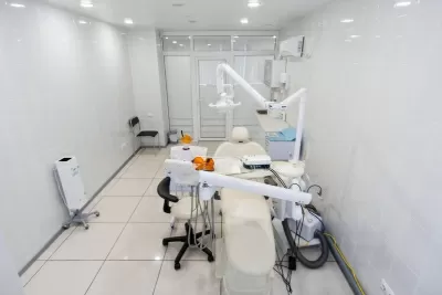 Стоматологический центр на Ленинградской