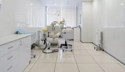 Стоматологический центр на Ленинградской