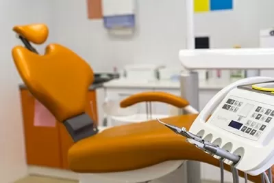 Клиника стоматологической имплантации Practica