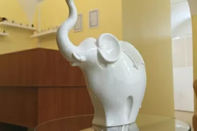 Белый Слонъ