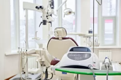 Центр эстетической стоматологии Reforma