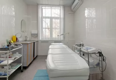 Семейная клиника Мама, Папа, Я