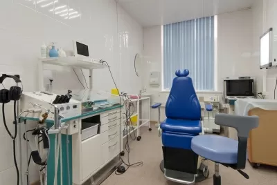 Семейная клиника Мама, Папа, Я