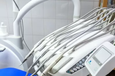 Стоматология ЛПС Дента