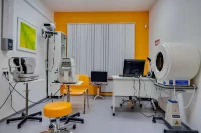 Доктор рядом на Фестивальной