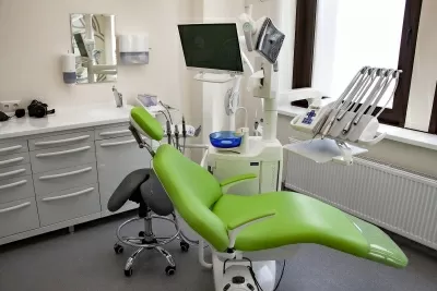 Пародонтологический центр Максима Копылова MaxTreat