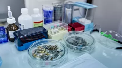 Стоматология Лев