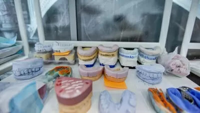 Стоматология Лев