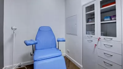 Стоматология Лев