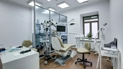 Стоматология Лев