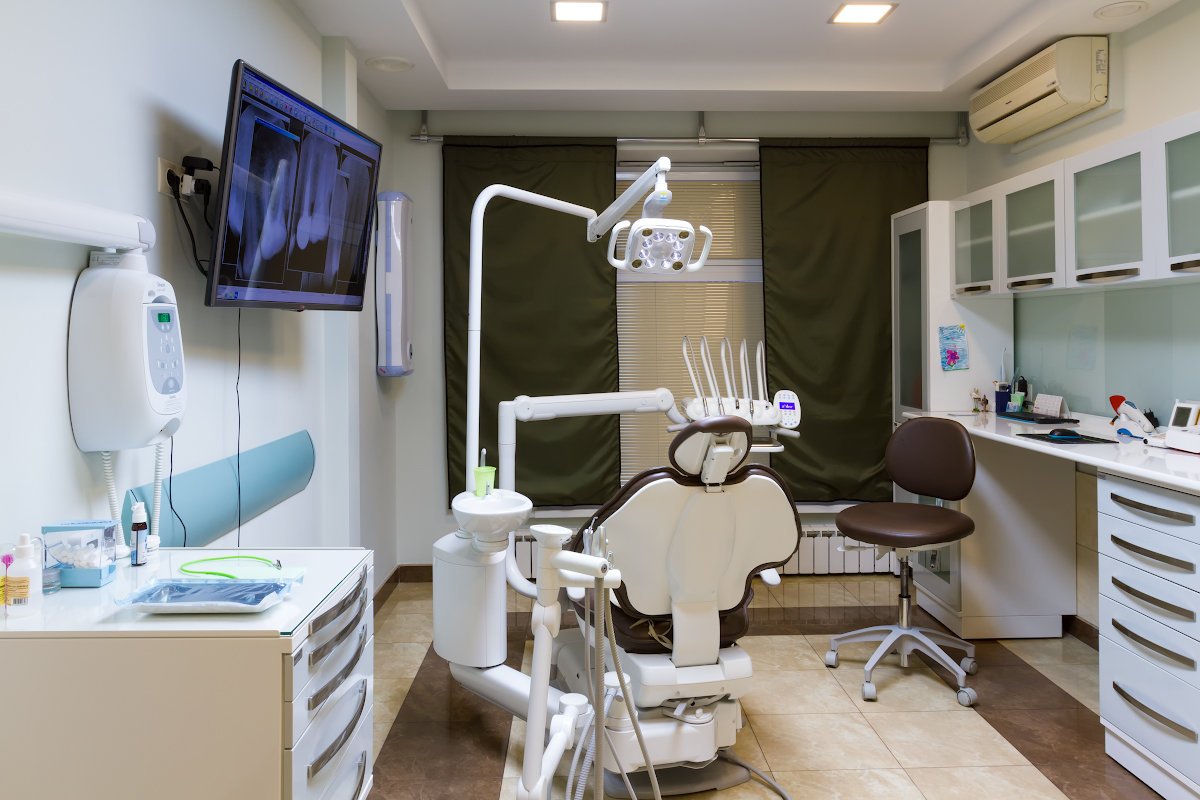 Зубная клиника дзержинский
