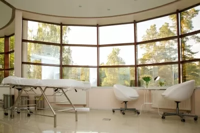 Центральный институт дерматокосметологии на Пречистенской набережной