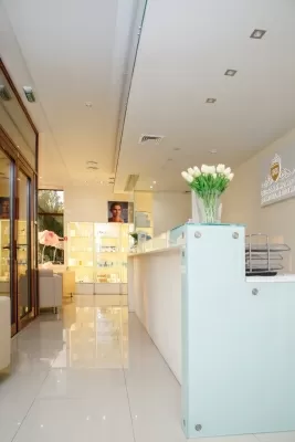 Центральный институт дерматокосметологии на Пречистенской набережной