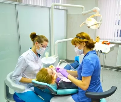 Областная стоматологическая поликлиника