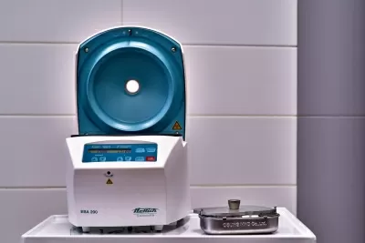 Стоматологическая практика доктора Курова и доктора Моргуновой