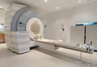 Клинико-диагностический центр МЕДСИ