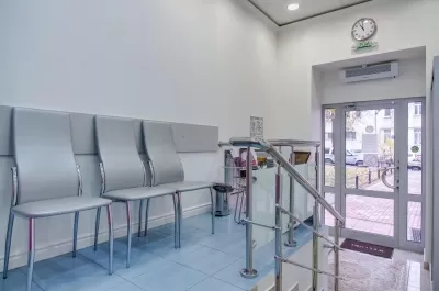 Стоматология Все свои!