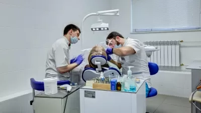 Стоматология Все свои!