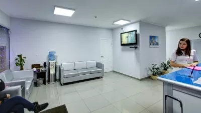 Стоматология Все свои!