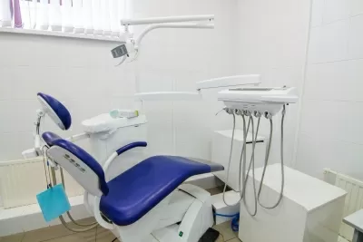 Стоматология Все свои!