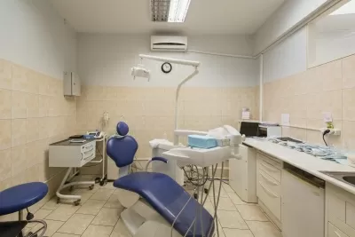 Стоматология Все свои!