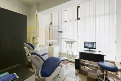 Стоматология Все свои!