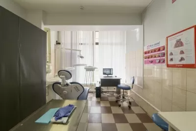 Стоматология Все свои!