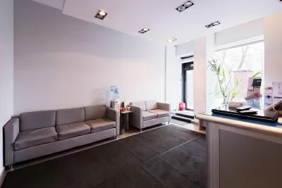 Стоматология Все свои!