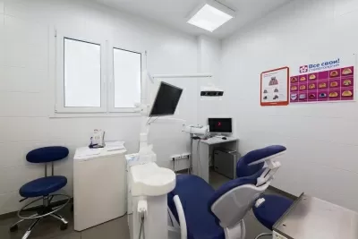 Стоматология Все свои!